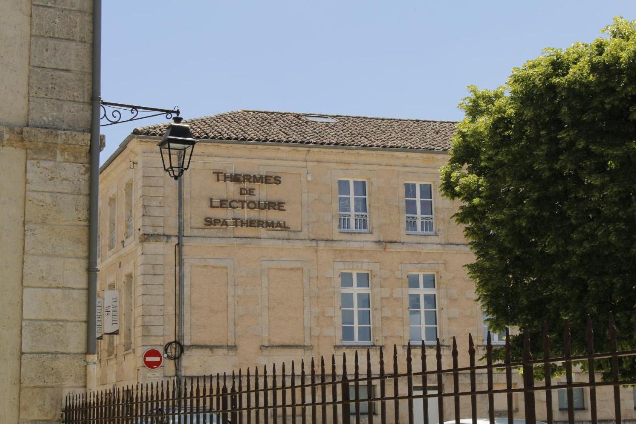 College Des Doctrinaires Hotel Lectoure Exterior foto